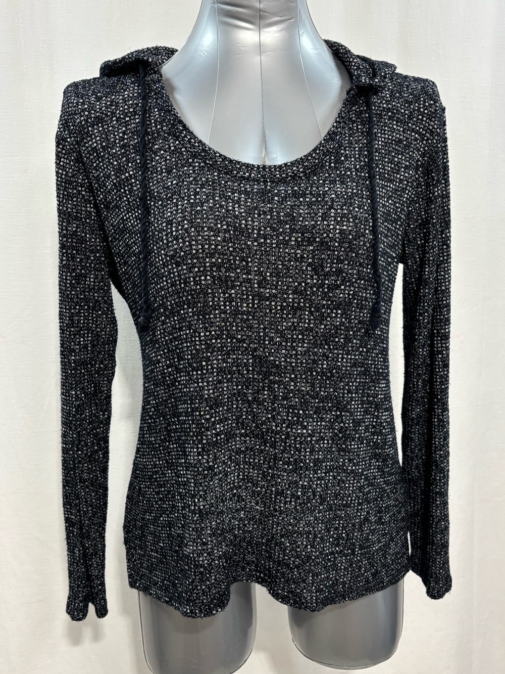 Aeropostale Marled Knit Hooded Sweater Scoop Neck Black White Sz Med 386 stretch